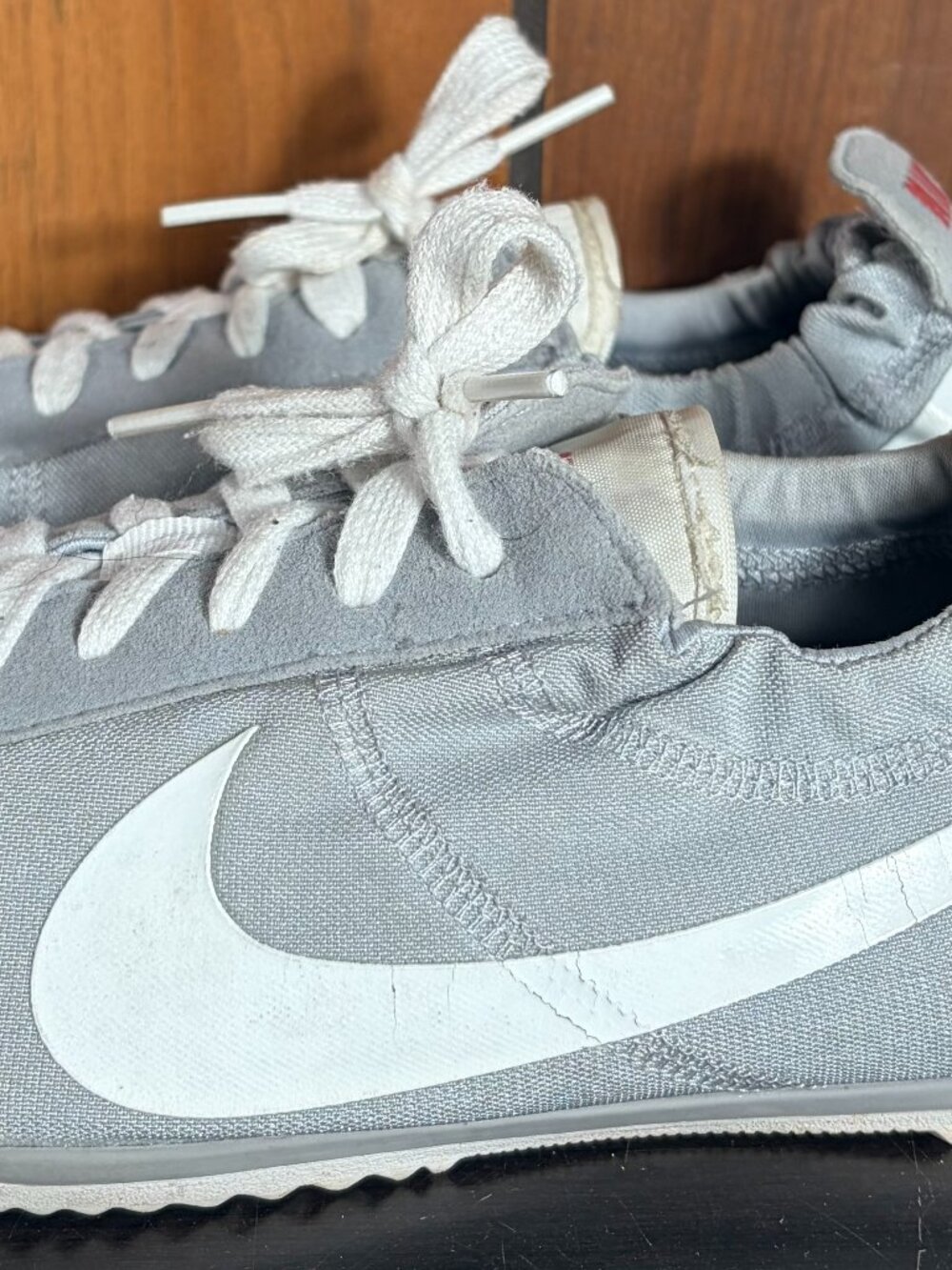 Nike Womens Tenkay Low Medium Grey/White Sz 11 - 429886-200